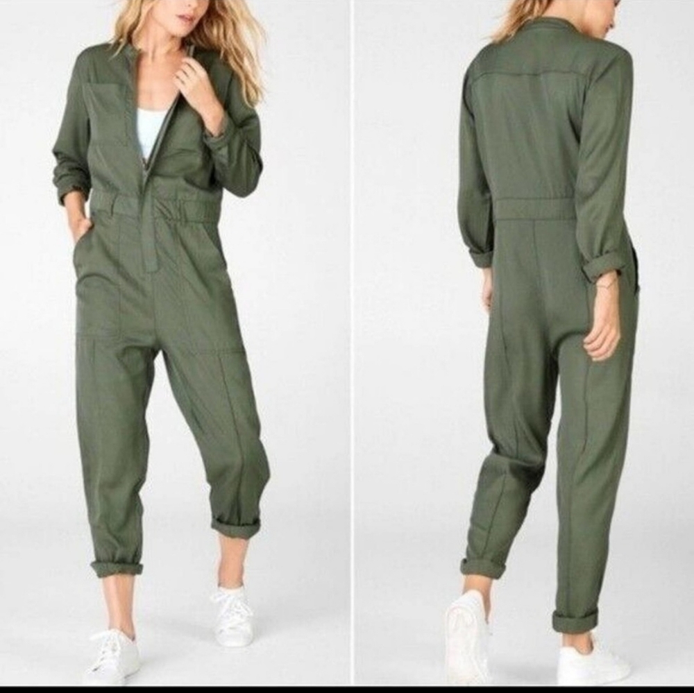 Fabletics Everleigh Jumpsuit Sz M Safari Green